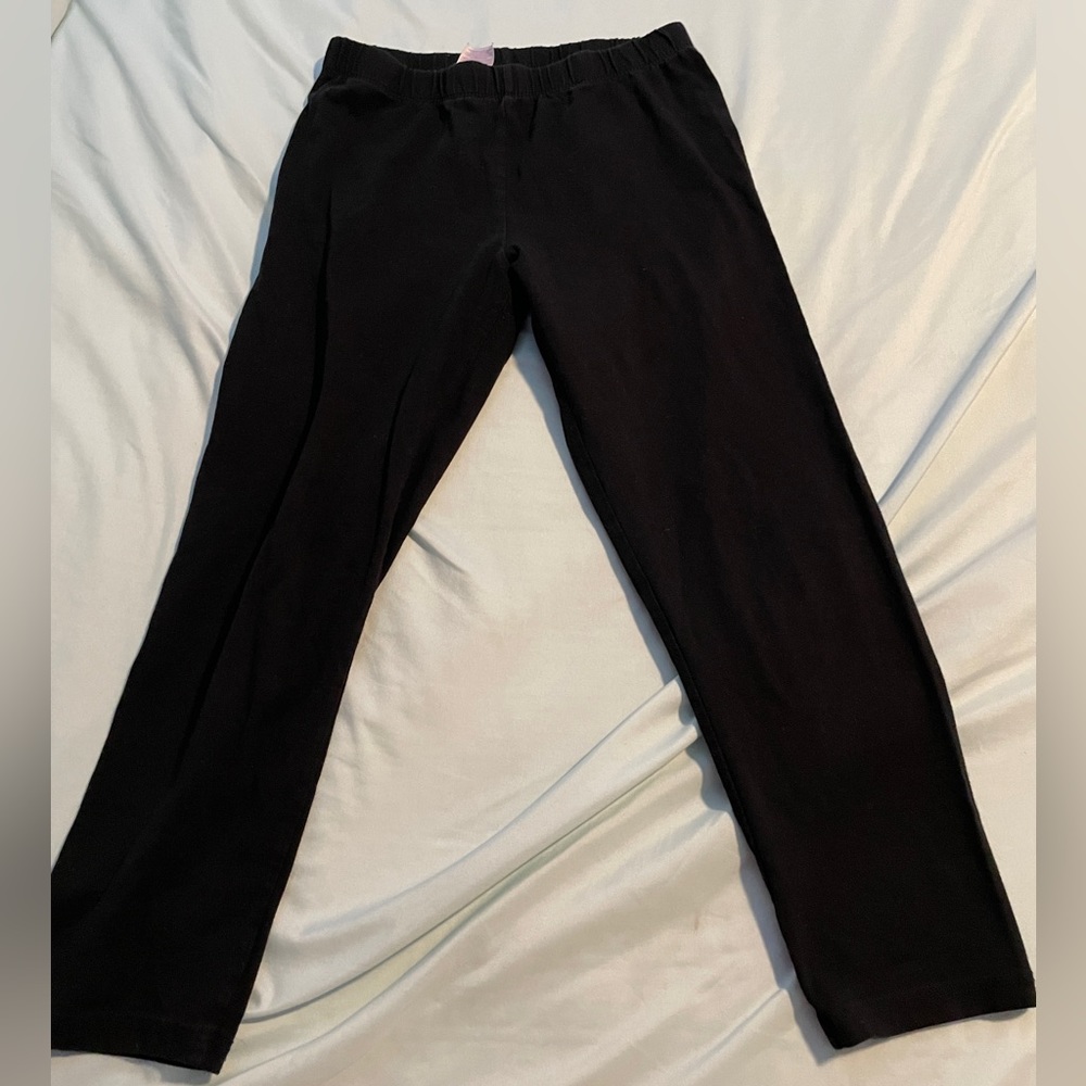 Black leggings